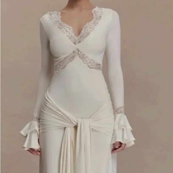 Meshki Cream Maxi Dress with Lace Details - Picture 3 of 6